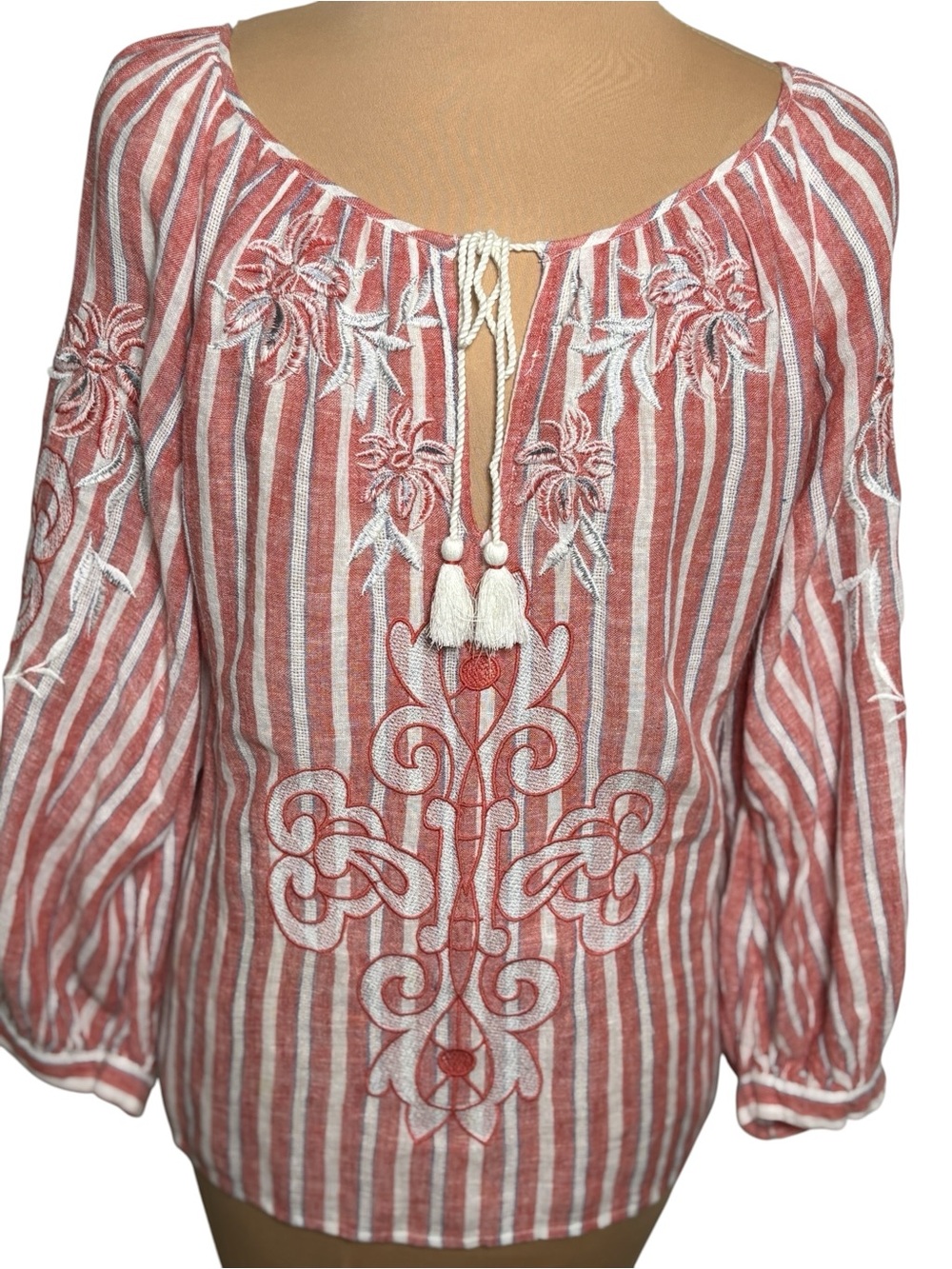Anthropologie Akemi + Kin Red Ivory Embroidered Peasant Blouse Linen Blend Large